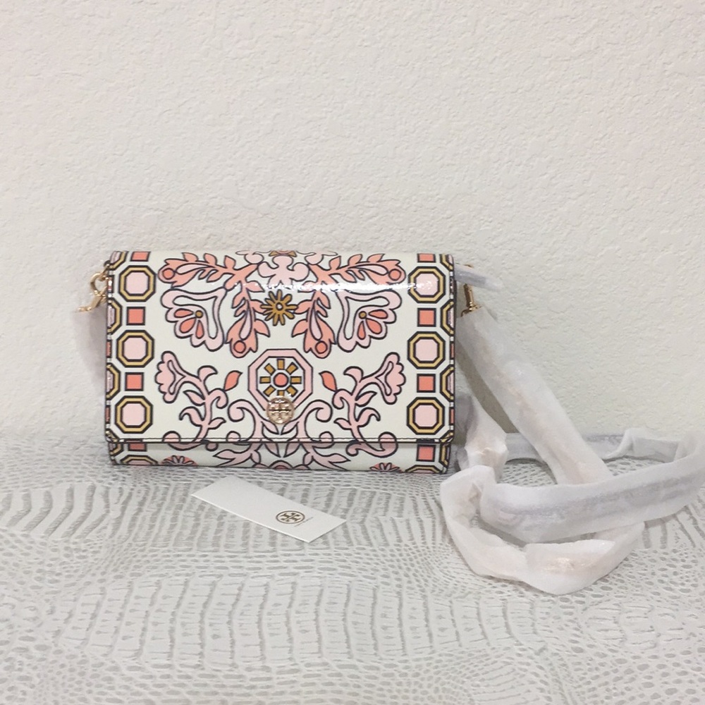 Authentic New Tory Burch Hicks Garden chain wallet - Picture 2 of 8